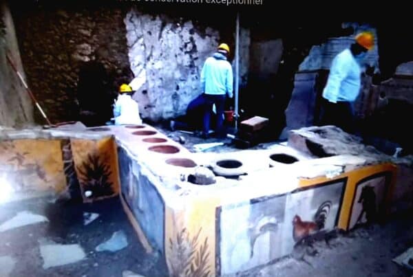 Pompeii boost » Pompeii "fast food bar" with cringeworthy anti-gay graffiti, voted Top 10 archaeological find for 2021 » Human Evolution News » 2